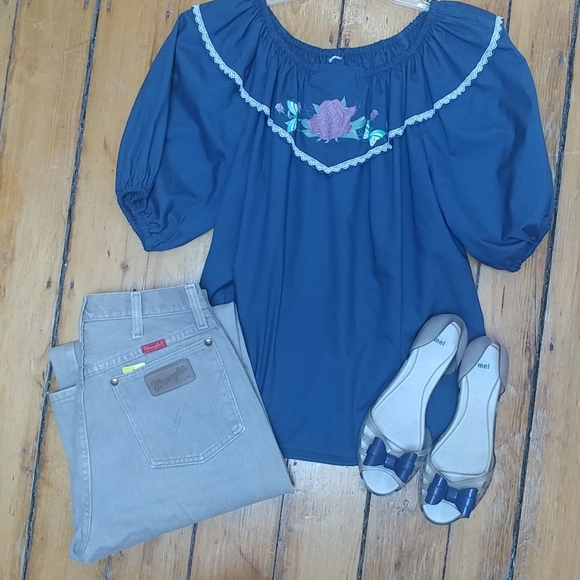 Vintage Peasant Blouse - Picture 3 of 7